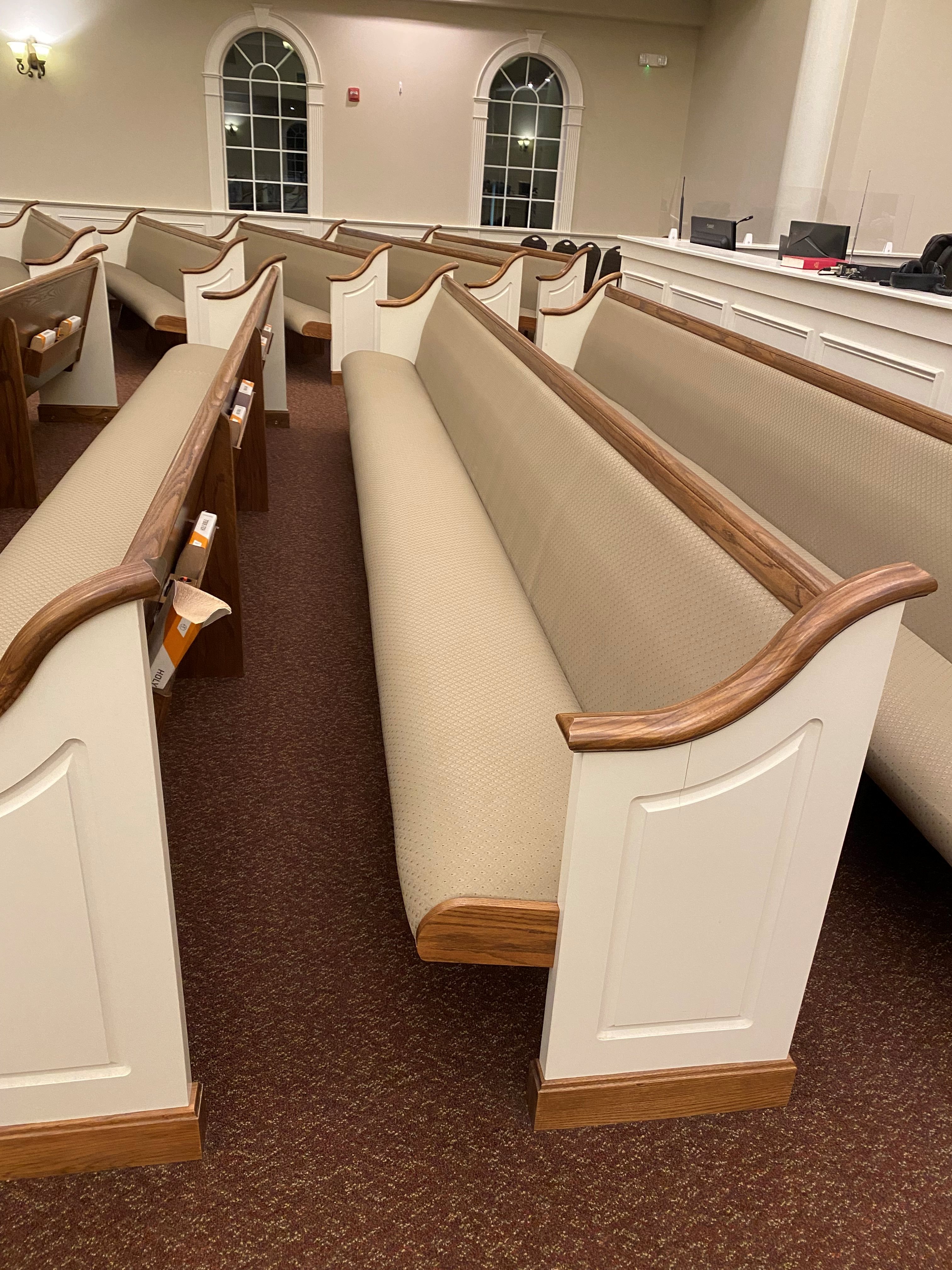 Set 324 | Pews for sale